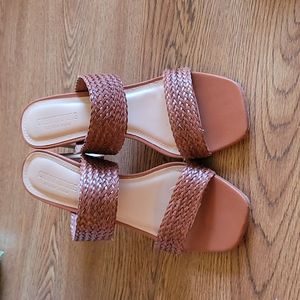 Cushionare Braided Sandal Heels